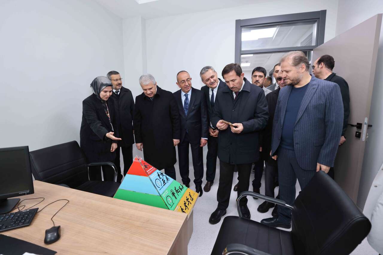 Konya’da yeni ASM açıldı 12